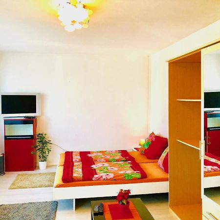 #World Monteurzimmer Schkeuditz Buitenkant foto