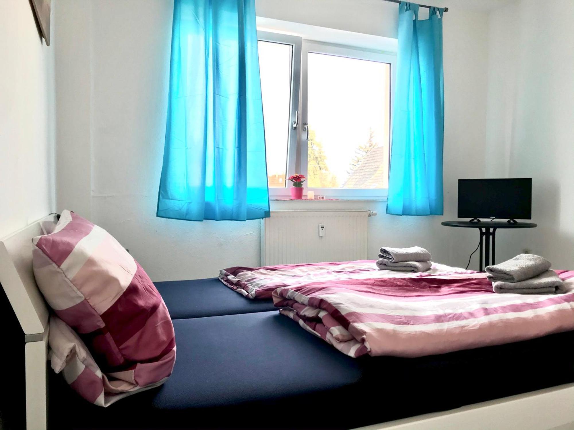 #World Monteurzimmer Schkeuditz Buitenkant foto
